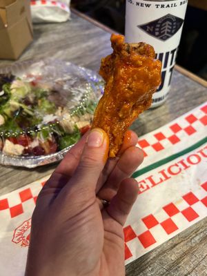 A bomb ass buffalo hot wing