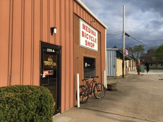 Medina Bicycle Shop