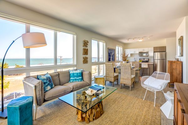 Ocean 650 Apartments