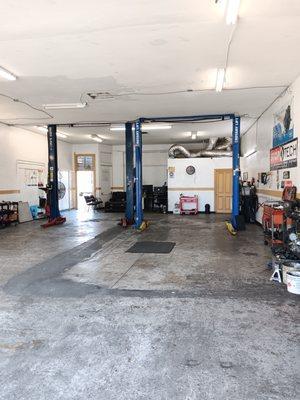 Flako and Victor Auto Diagnostic Repair