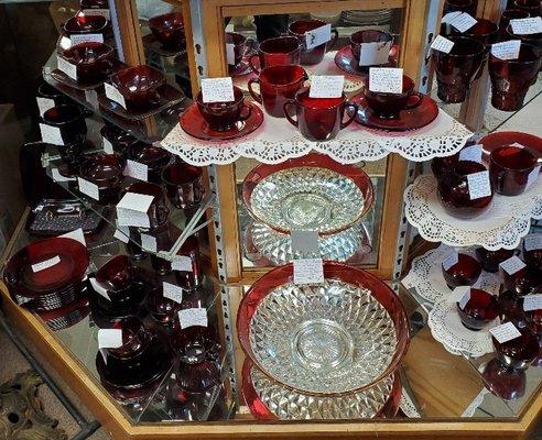 Large selection of Ruby Red pieces, mainly made by Anchor Hocking, and also Fenton, etc