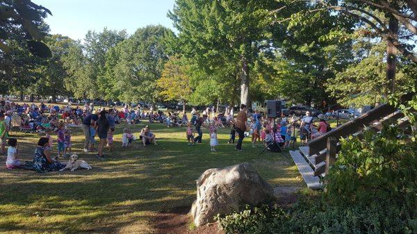 Music on the mall