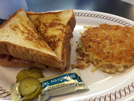 Texas toast sandwich