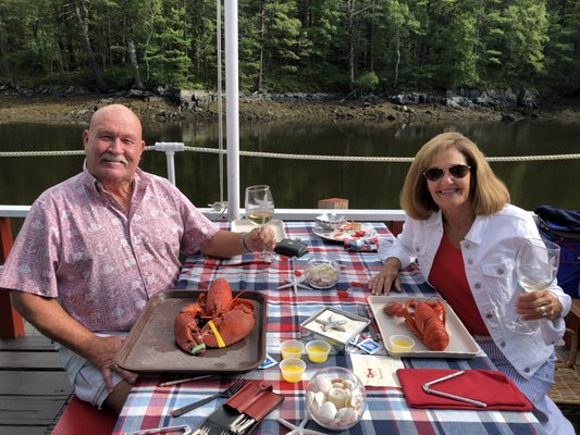 Our favorite waterfront venue @ Chauncy Creek, Kittery Maine for some LOBSTAH ~~~