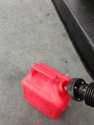 Jack from U.O. saved my situation by lending me their gas tank free of charge.