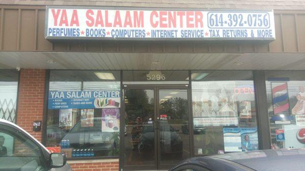 Great place for Somali tea,  organic fresh squeezed juices,  green smoothies, and much much more