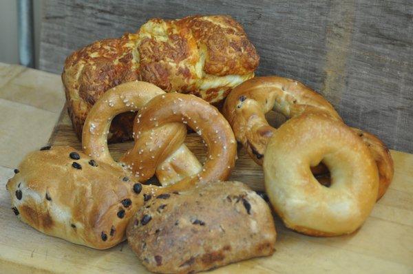 Every Saturday we bake artisan breads, salty pretzels, and delicious bagels!