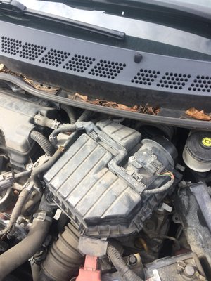 Air filter left completely unconnected after leaving here, making my car break down on a busy road