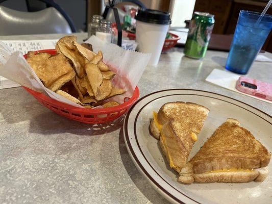 Homemade chips and a grilled cheese!