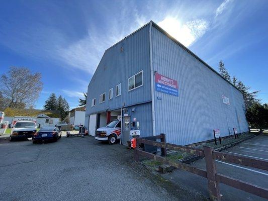 Storage building and office