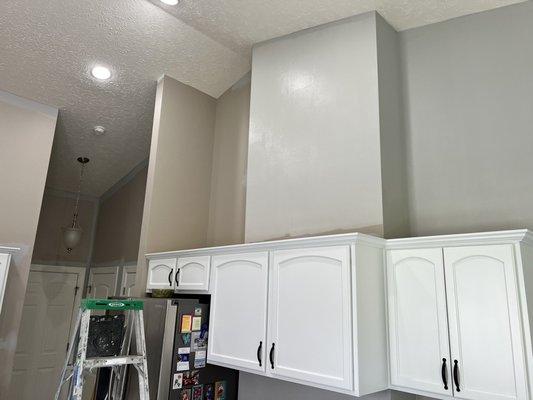 Kitchen cabinets repaint from oak to white