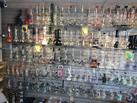 Sunny's smoke shop