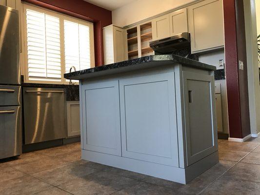 Kitchen island after panel modification.