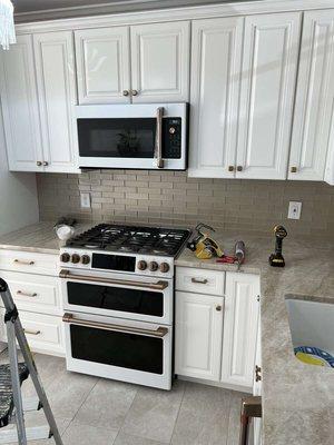 Cabinet Refinishing in Manhasset, Long Island, NY