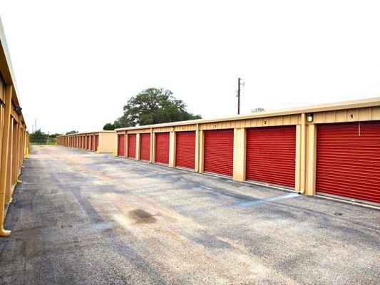 Beeville Storage