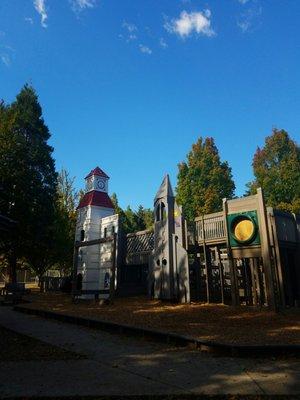 Large play structure...includes a play city hall!