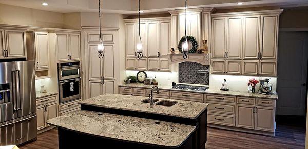 Superb Kitchens & Baths