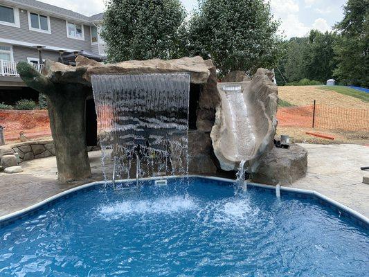 Our Cliffrock pool water feature