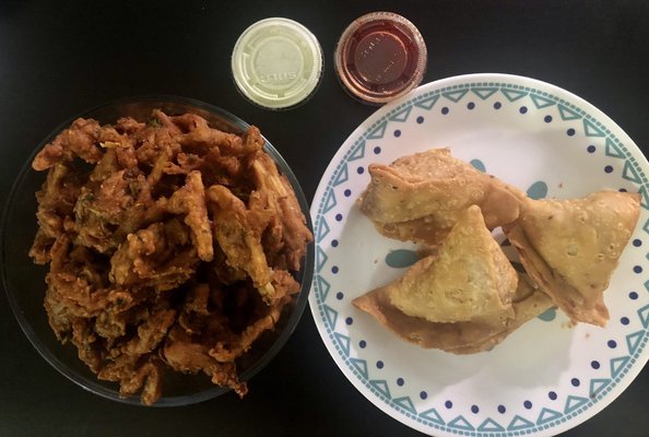 5. Pakoras 1 lb.  2. Vegetable Somosa