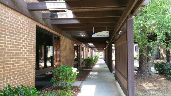 Then find the corridor between building 500 and 400 and look up for the sign Beauty Renew, I am inside suite 505.