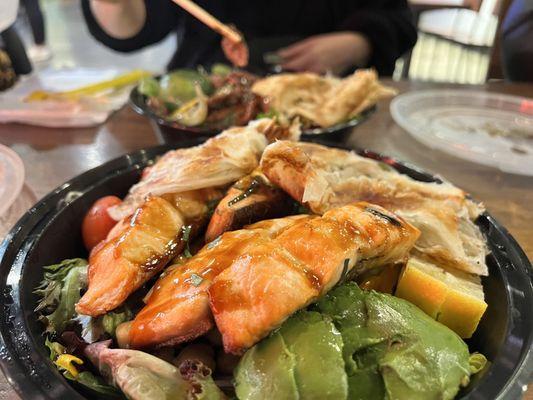 Grilled Salmon salad bowl