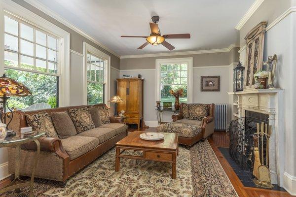 Second front parlor for guests to share great food and great wine at our daily social hour.