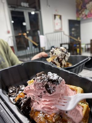 Waffle topped with in-house made strawberry ice cream topped with Oreos