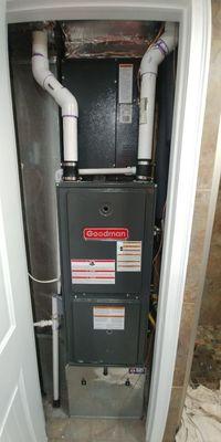 High-efficiency furnace with A/C