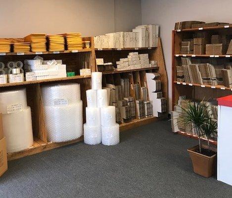 Showroom, bubble wrap, bubble mailer, literature mailers