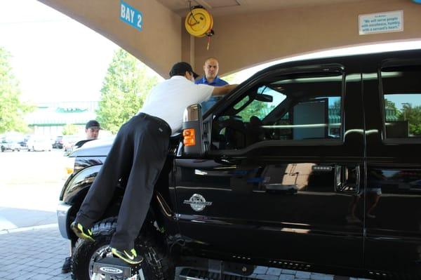 Medford Center Car Wash - Friendliest Most Excellent Car Wash! Medford Oregon 97504 (541) 858-0226