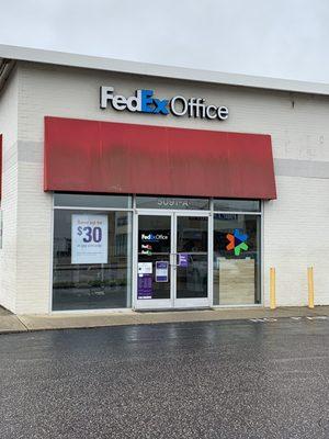 FedEx Office Print & Ship Center