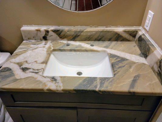 D and W SRQ aka Sarasota Quartz Countertops