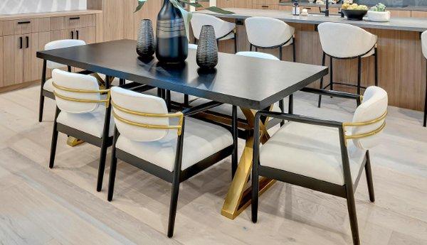 black and gold aluminum dining room set