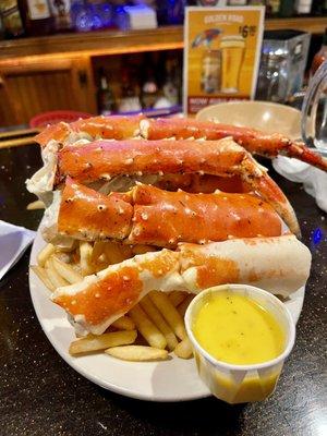 Crab Legs & fries & garlic butter!