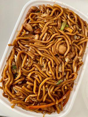 Chicken lo mein