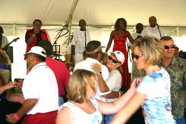 Dirty Dancing Daytime Family Dance Festival - Mauric Williams and the Zodiacs perform