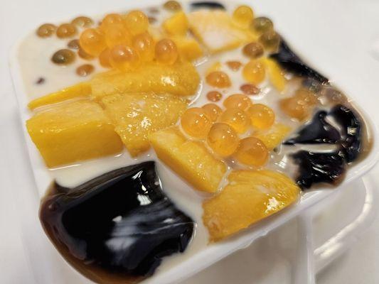 Mango Grass Jelly