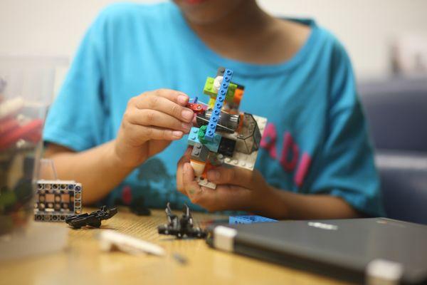 STEAM Robotics Summer Camp for Creative Kids