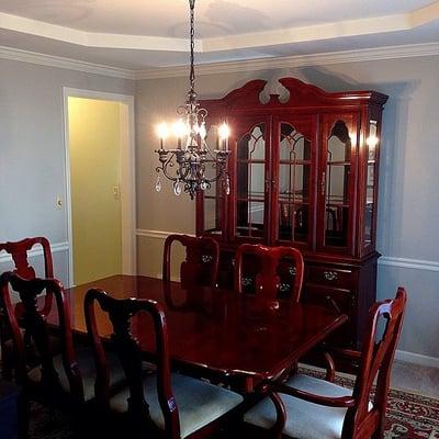 Very Gorgeous/Classy Professional Dining Room Paint Job done in Mahomet!