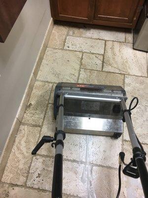 Brushpro agitation for deep cleaning on tile/carpet