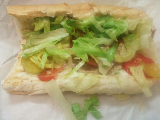 Yummy Italian sub w/ pickles added