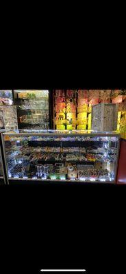 Hand pipes starting from 2.99 & up.     Rigs starting from  14.99 & up