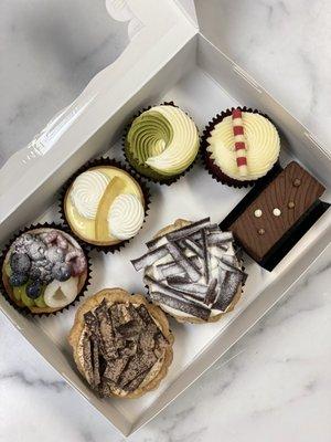 Mix & Match your own dessert box. Pre-order on our website.