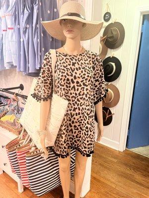 Be beach ready! Stop in Seaside Daisy in your way!