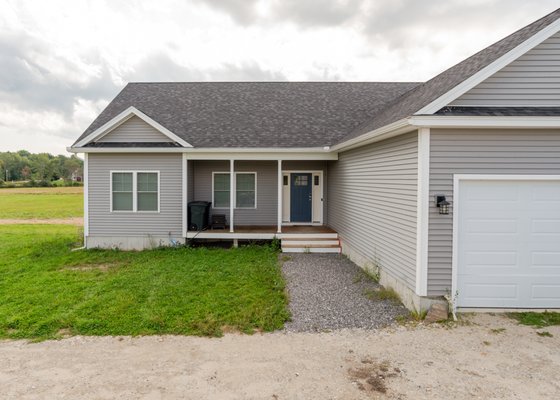 Closed - Pownal, ME. Spectacular sun filled home.