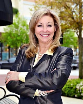 Dawn Bajalieh, Realtor