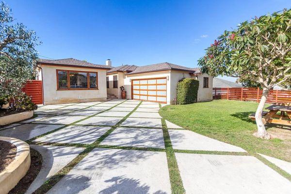 PREVIOUSLY SOLD! 
Located at 635 Camino De Encanto in Redondo Beach. This 1,931 sqft single-family home has 3bd/3bths