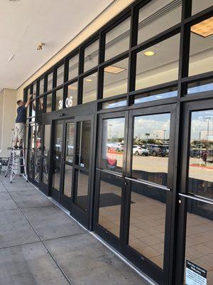 Commercial window cleaning