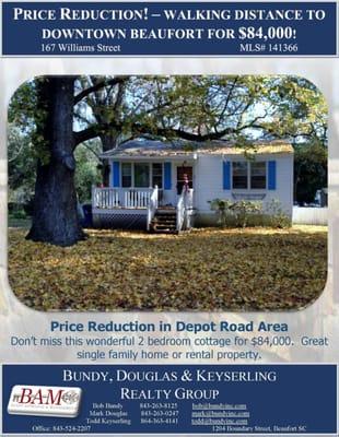 2 Bedroom Cottage within walking distance to Downtown Beaufort now only $84,000.  Don't miss this one.