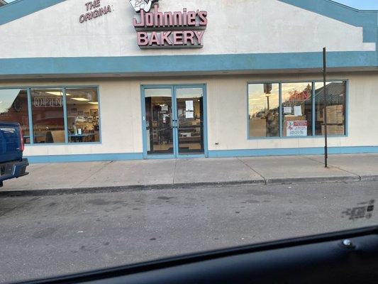 Johnnie's Bakery of Canton